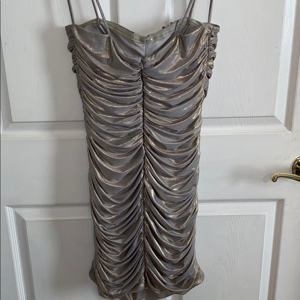 LM Collection Dress - Picture 3 of 7